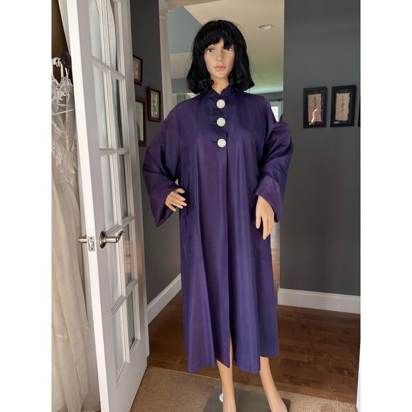 Vintage Purple Sateen Lined Duster Swing Coat 3 button closing large - Picture 11 of 16